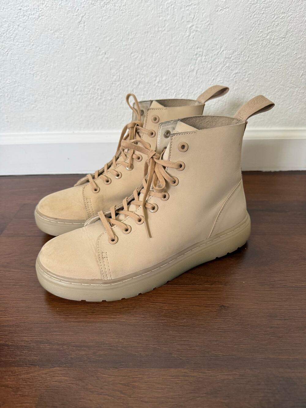 Dr. Martens Talib Boots Beige Sand Unisex Sz 8M 9W Combat Lace Up Grunge